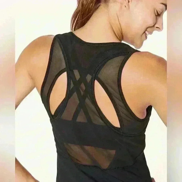 Lululemon Home Stretch Tank~ Black ~ size 4 - Picture 4 of 10